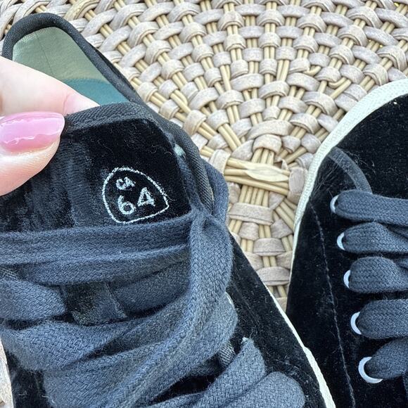 Sea Vees Monterey Sneaker Crush US 7 Black Velvet Lace Up Low Round Toe - Picture 13 of 16